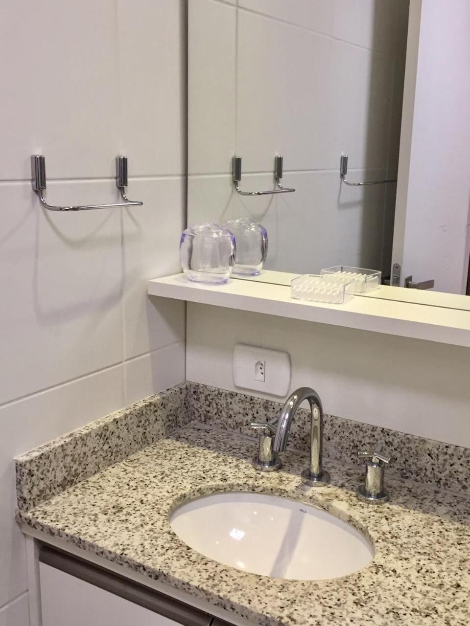 Estudio Moderno Com Linda Vista Para A Serra Curitiba Exteriör bild